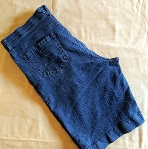 Gloria Vanderbilt Jean Shorts